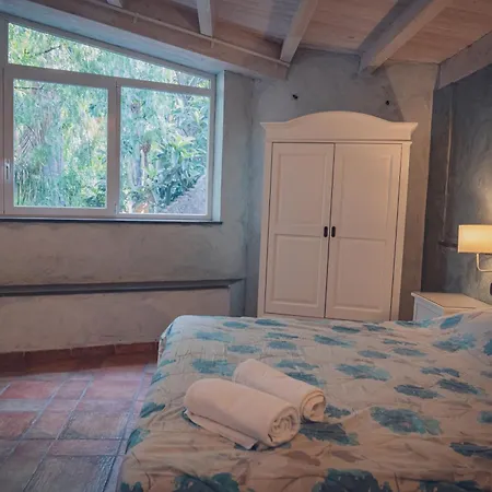 Hotel La Dimora Del Faro 4*
